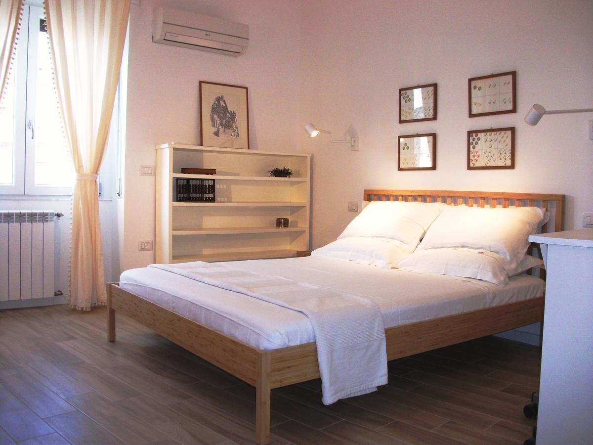 Bright Apartment Cagliari Exterior photo